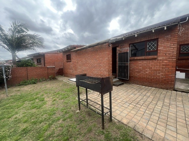 2 Bedroom Property for Sale in Westering Eastern Cape